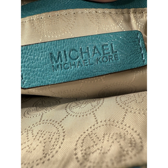 Michael Kors Gilmore Leather Crossbody Bag turquoise - Picture 14 of 15
